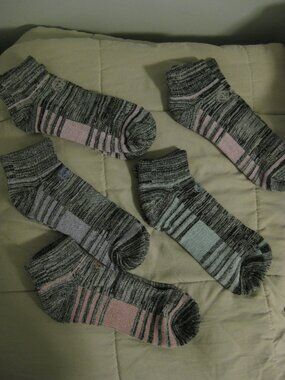Women's Apana Brand Socks - Low Cut 5 pairs Never Worn